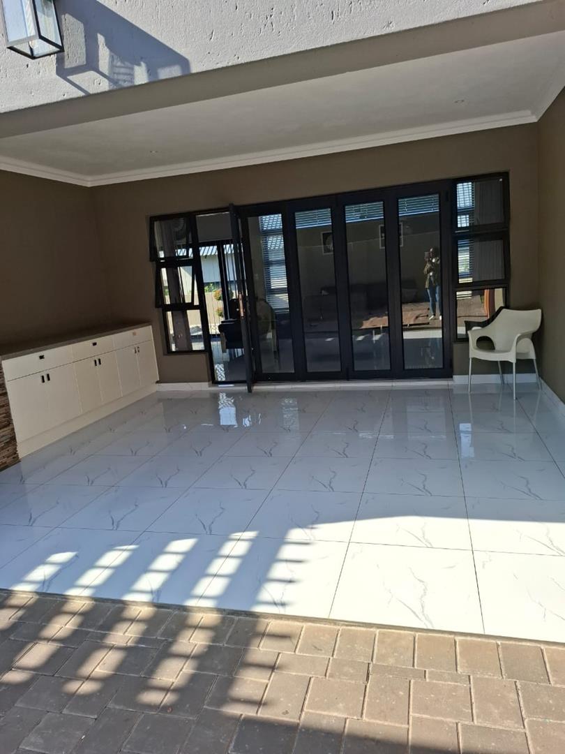 4 Bedroom Property for Sale in Leloko North West